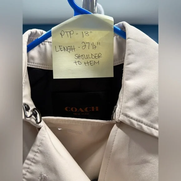 Coach 🧥 - Picture 5 of 5